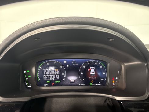 Certified 2025 Honda Civic Sport Touring image 26