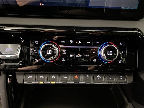 New 2026 GMC Sierra 1500 AT4X image 18