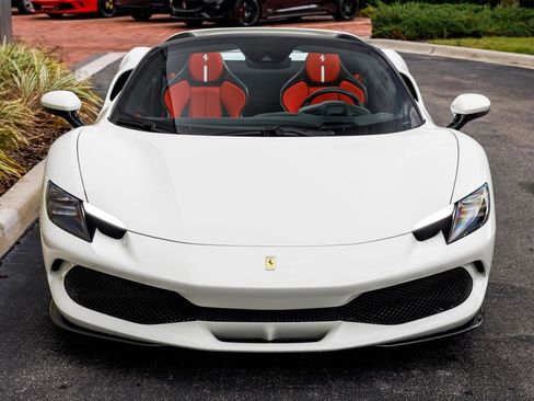 Used 2024 Ferrari 296 GTS RWD image 8