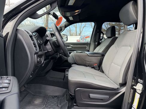 Used 2023 RAM 1500 Big Horn image 13