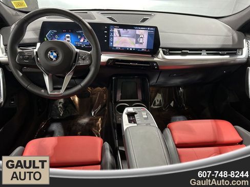 Certified 2025 BMW X2 xDrive28i image 7
