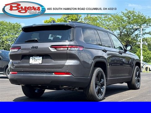 New 2025 Jeep Grand Cherokee L Altitude image 8