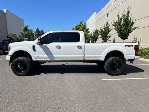 Used 2022 Ford F250 Platinum AWD/4WD image 4