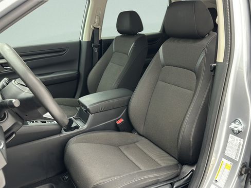Used 2025 Honda CR-V LX image 14