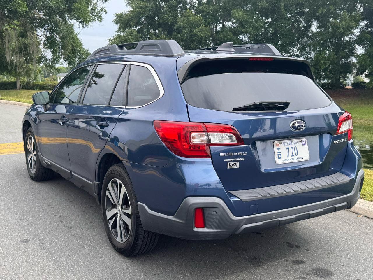 Used 2019 Subaru Outback 2.5i Limited AWD/4WD image 14