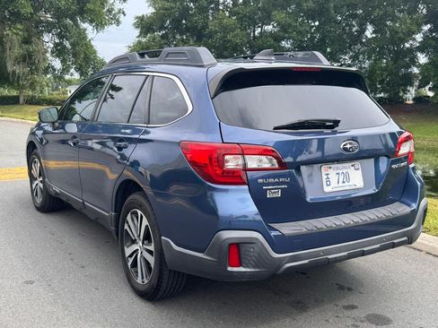 Used 2019 Subaru Outback 2.5i Limited AWD/4WD image 14