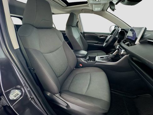Certified 2023 Toyota RAV4 XLE w/ Convenience Package AWD/4WD image 30