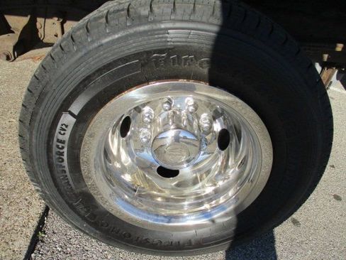 Used 2019 Ford E-350 and Econoline 350 Super Duty w/ Power Windows & Locks Group image 26