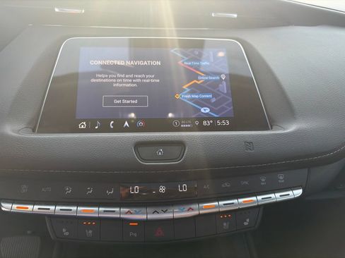 Used 2021 Cadillac XT4 Premium Luxury w/ Sun And Sound Package AWD/4WD image 25