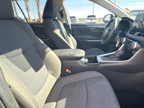 Used 2024 Toyota RAV4 LE image 11