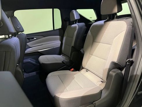 Certified 2026 Chevrolet Traverse LT w/ Driver Confidence Package FWD image 28