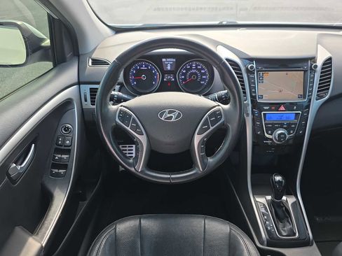 Used 2015 Hyundai Elantra GT w/ Option Group 03 image 14