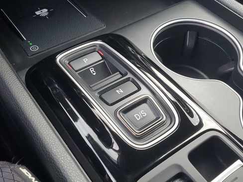 Used 2023 Honda Pilot Elite image 36