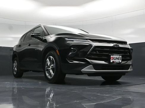 Used 2023 Chevrolet Blazer LT AWD/4WD image 60