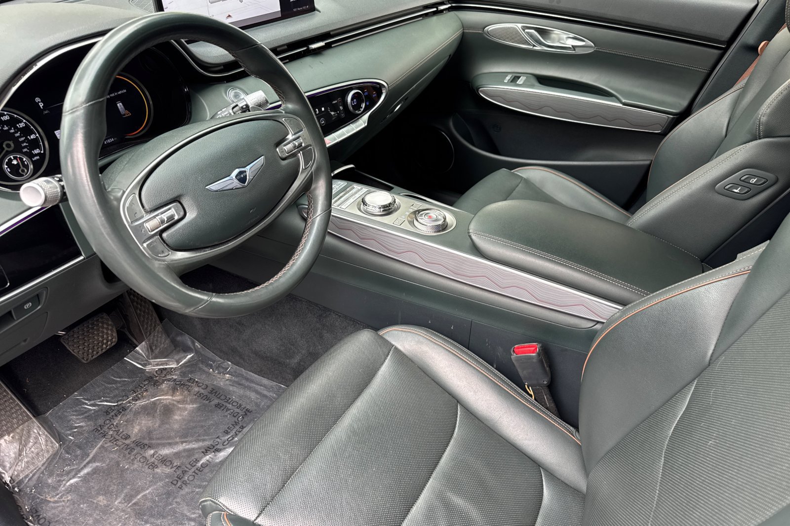 Used 2023 Genesis GV70 2.5T w/ Advanced Package AWD/4WD image 10