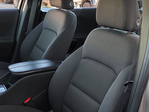 Used 2024 Chevrolet Malibu LT image 13