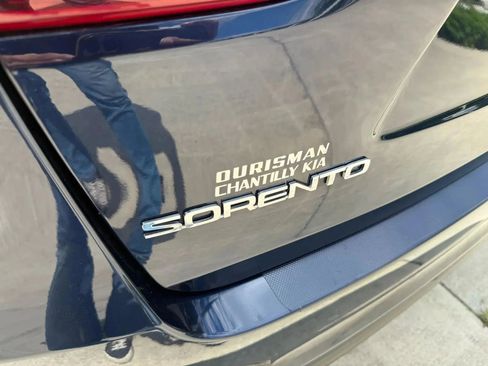 Used 2019 Kia Sorento LX image 13