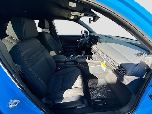 Certified 2026 Honda HR-V Sport image 23