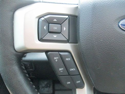 Used 2020 Ford F150 Lariat w/ Equipment Group 502A Luxury AWD/4WD image 24