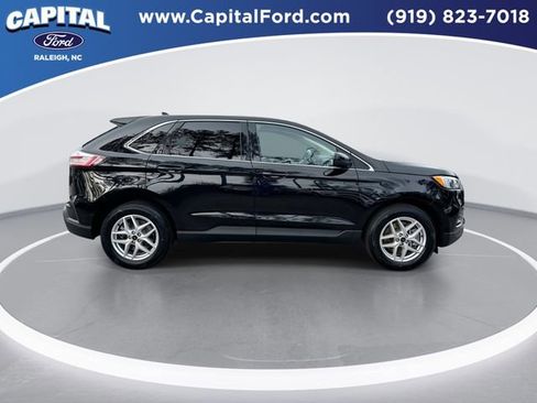 Certified 2024 Ford Edge SEL image 9