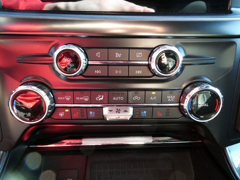 Used 2022 Ford F150 Tremor w/ Equipment Group 402A High image 28