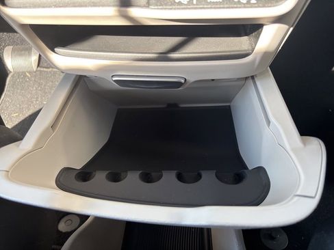 Used 2024 Chrysler Voyager LX FWD image 36