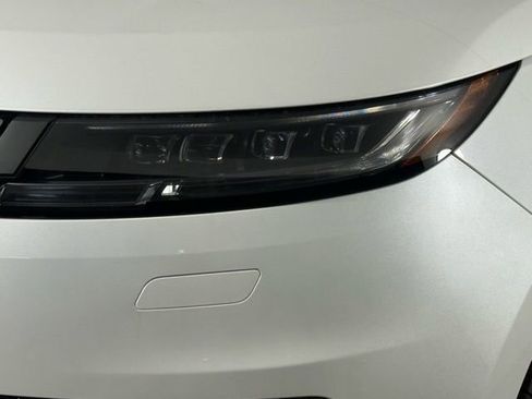 Certified 2024 Land Rover Range Rover Sport Dynamic SE image 11