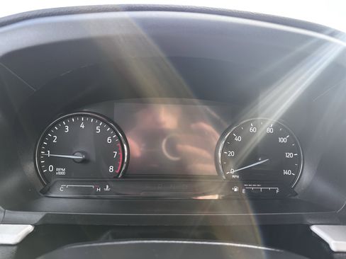 Certified 2024 Ford Explorer XLT w/ Equipment Group 202A image 15