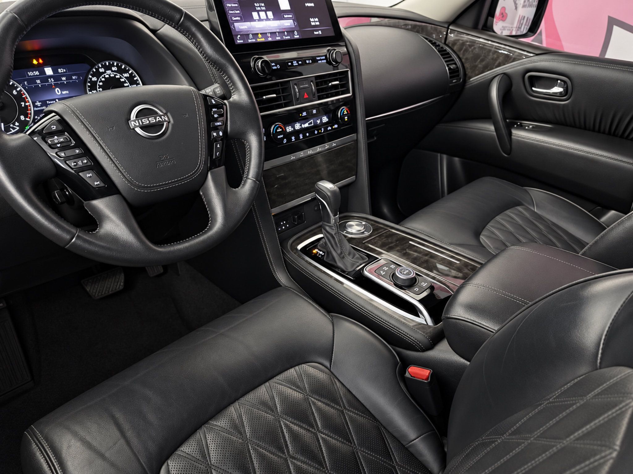 Used 2022 Nissan Armada Platinum w/ Captain's Chairs Package RWD image 18
