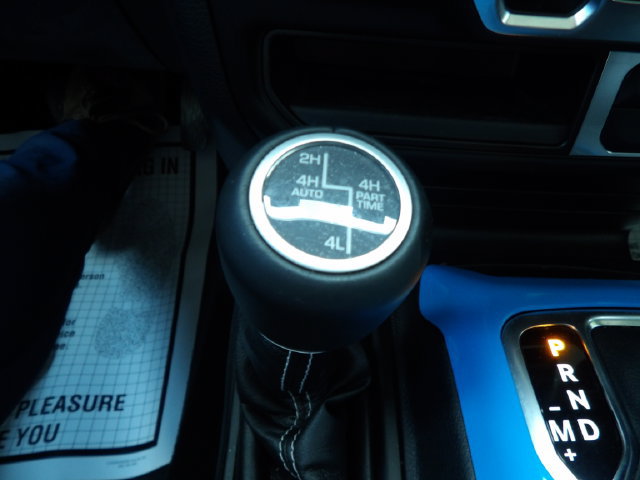 Used 2023 Jeep Wrangler Unlimited Sahara w/ Cold Weather Group AWD/4WD image 30