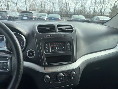 Used 2016 Dodge Journey SXT image 14