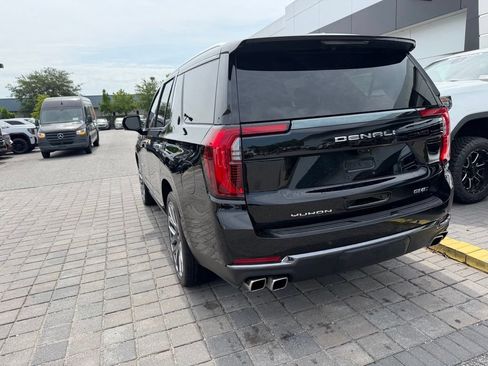 Used 2025 GMC Yukon Denali Ultimate AWD/4WD image 7