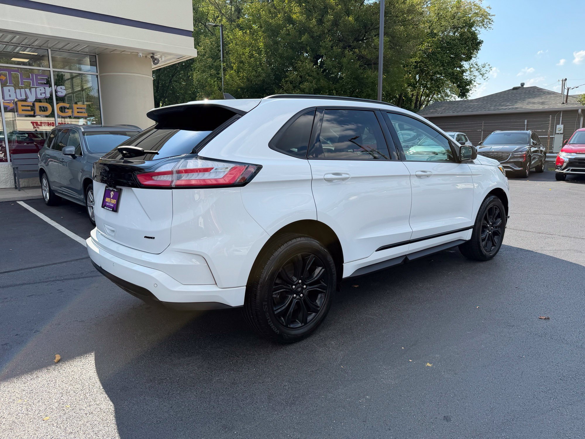 Used 2024 Ford Edge SE w/ Black Appearance Package AWD/4WD image 6