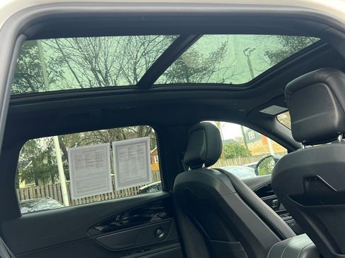 Certified 2025 Lincoln Nautilus Premier w/ Equipment Group 102A image 14