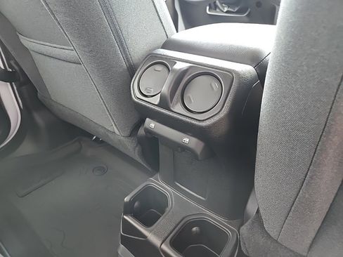 New 2025 Jeep Gladiator Sport image 72