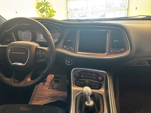 Used 2019 Dodge Challenger R/T Scat Pack w/ T/A Package RWD image 8