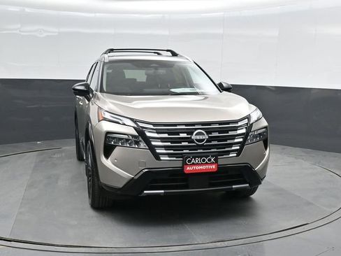 New 2026 Nissan Rogue Platinum image 5