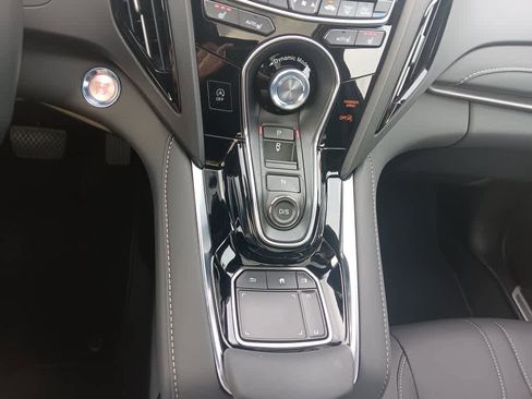 Used 2025 Acura RDX SH-AWD image 26