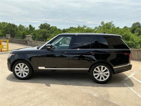 Used 2017 Land Rover Range Rover HSE AWD/4WD image 3
