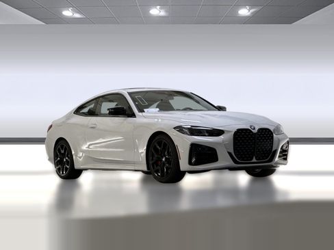 Used 2026 BMW 430i Coupe w/ M Sport Package RWD image 6