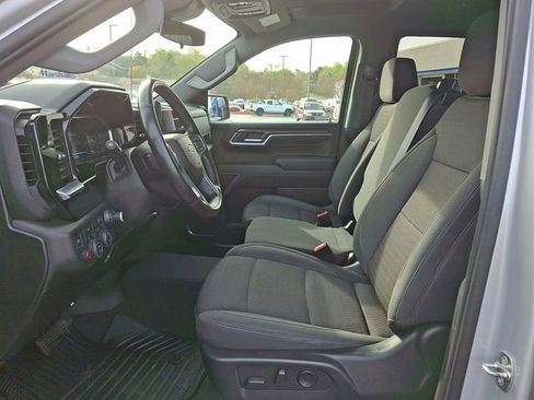 Used 2022 Chevrolet Silverado 1500 LT image 13