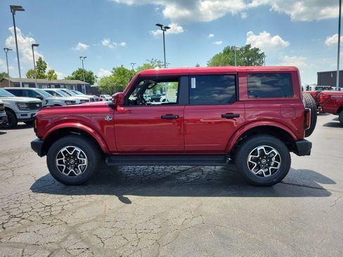 New 2026 Ford Bronco Outer Banks AWD/4WD image 7