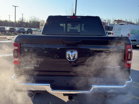 Used 2023 RAM 1500 Laramie AWD/4WD image 7