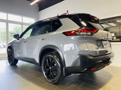 Used 2023 Nissan Rogue SV w/ SV Premium B Package AWD/4WD image 6