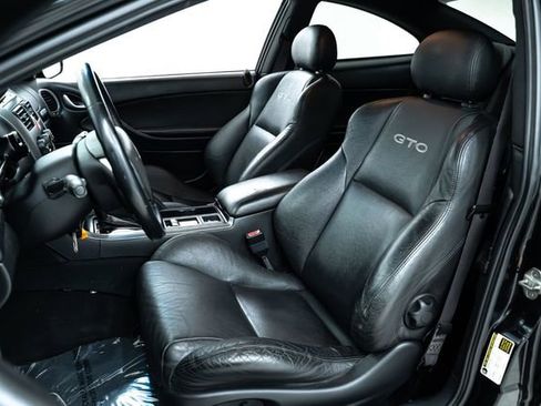 Used 2005 Pontiac GTO image 23