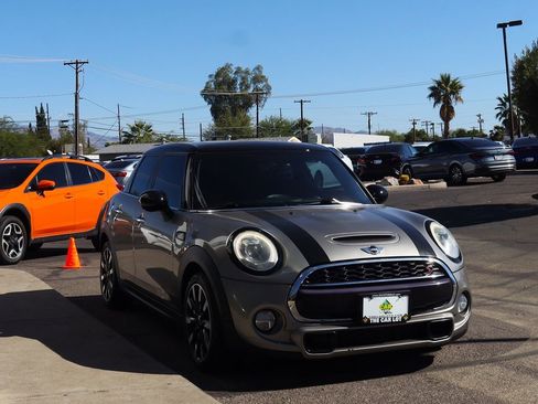 Used 2017 MINI Cooper S image 14