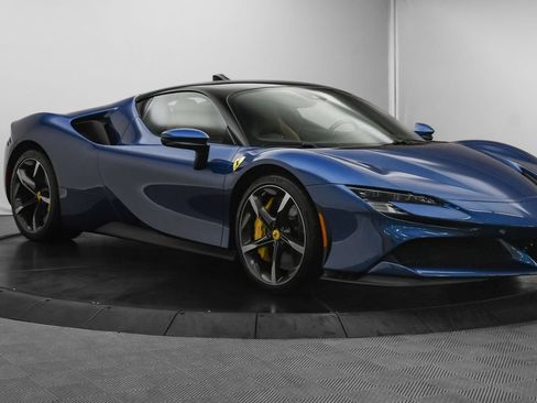 Used 2021 Ferrari SF90 Stradale AWD/4WD image 1