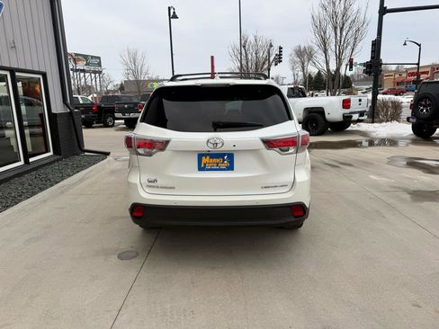 Used 2016 Toyota Highlander Limited image 31