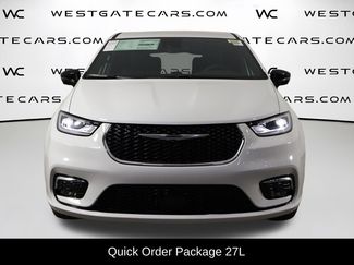 New 2026 Chrysler Pacifica Select FWD video 2