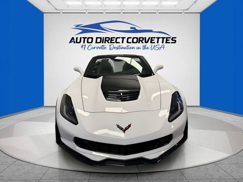 Used 2018 Chevrolet Corvette Z06 w/ Z07 Performance Package RWD image 4